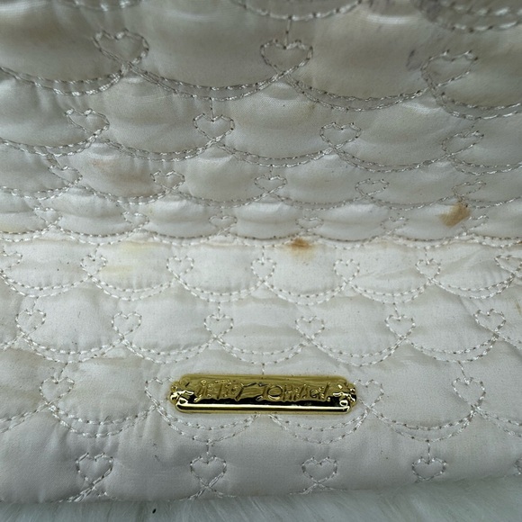 Betsey Johnson Kitsch Crab Cosmetic Bag - Picture 6 of 9